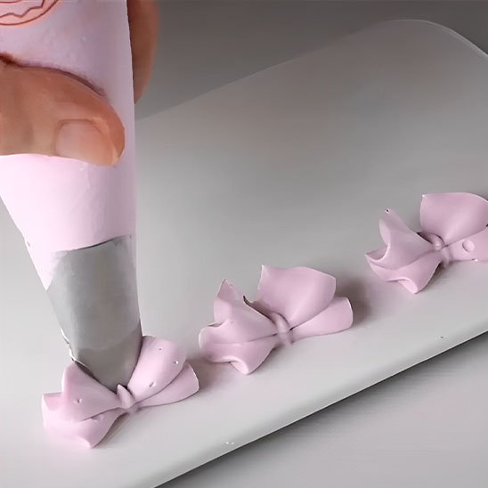 Douille patisserie embout créant des noeuds