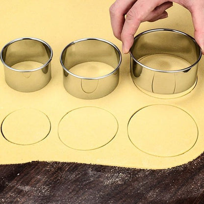 Emporte pièce 3 pieces ronds sur pate