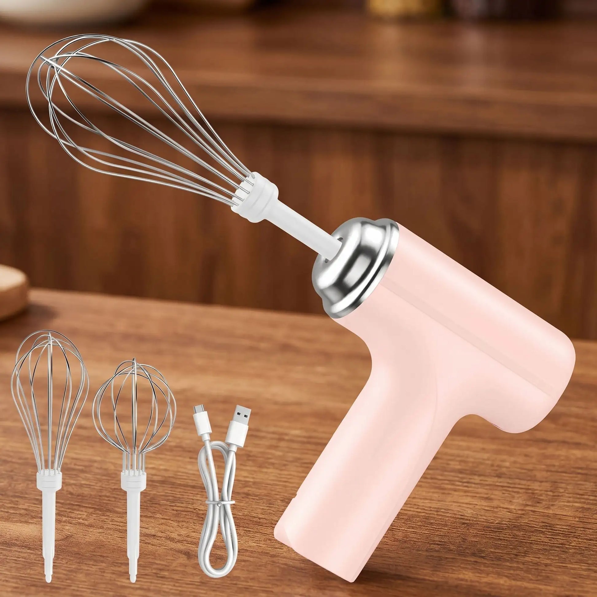 fouet electrique blanc 2 tetes  et cable usb a cote