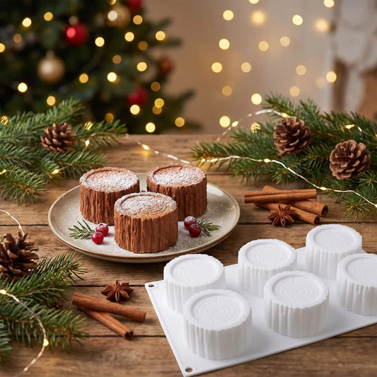 moule a buche sur table bois decors noel 3 buches demoulees sur assiette de noel