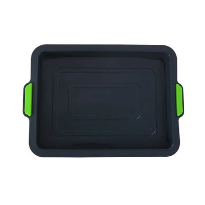 moule a gateau en silicone gris poignees vertes