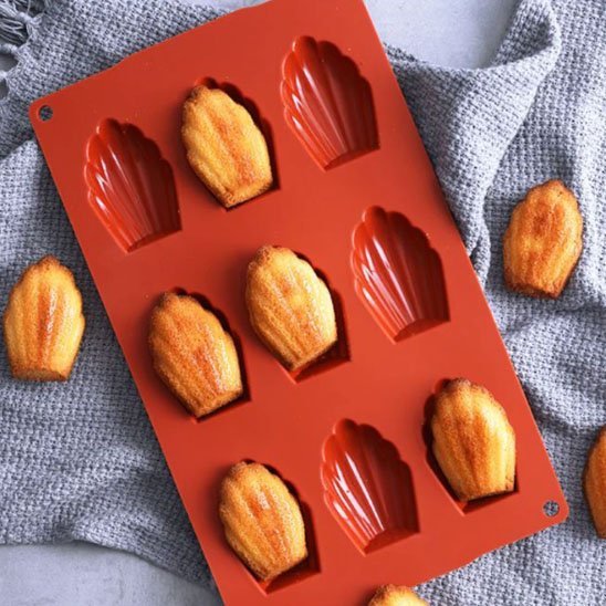 Moule a madeleine 9 empreintes 